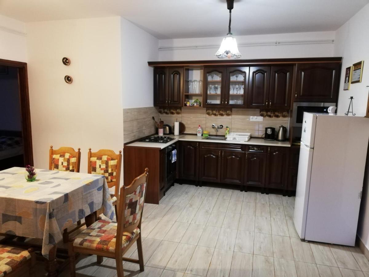 Kemences Vendeghaz Hotel Mikohaza Bagian luar foto